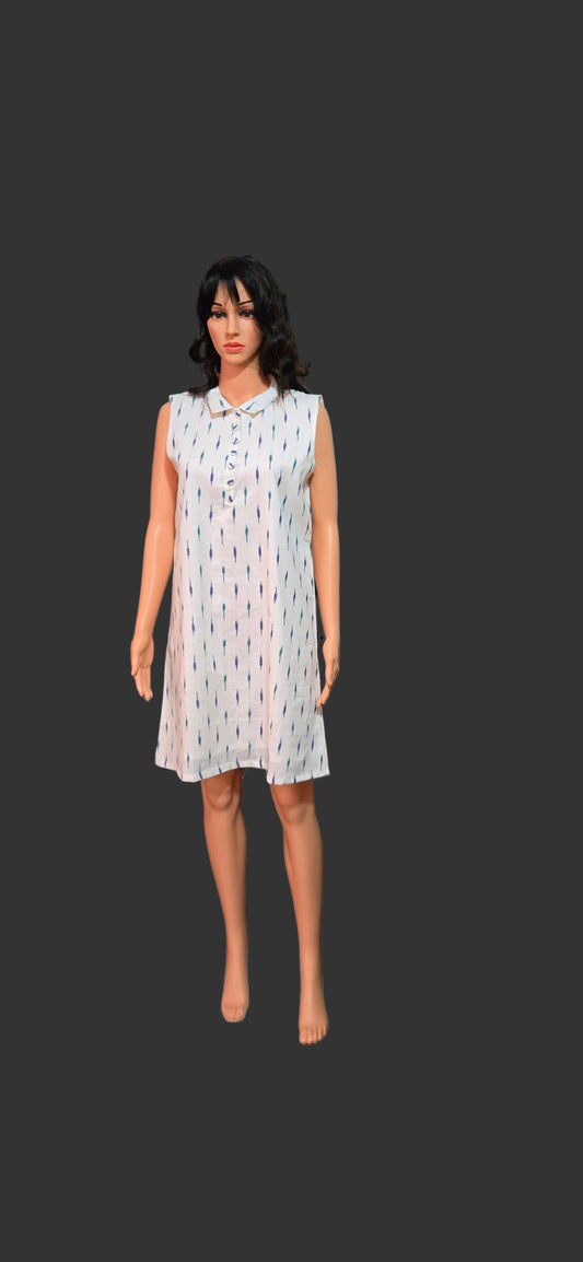 White printed sleevless dress