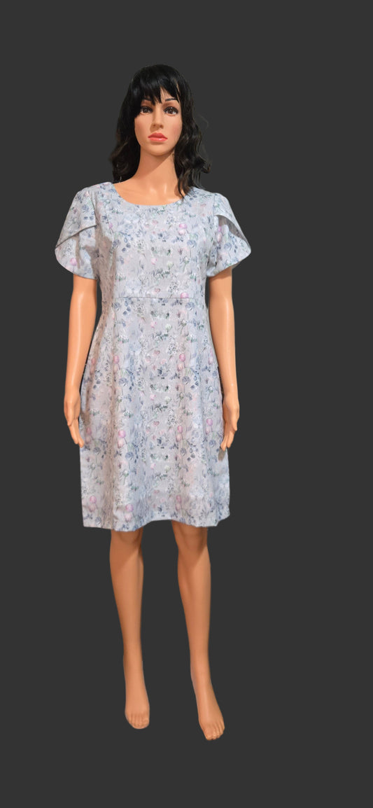 grey short sleeved dress