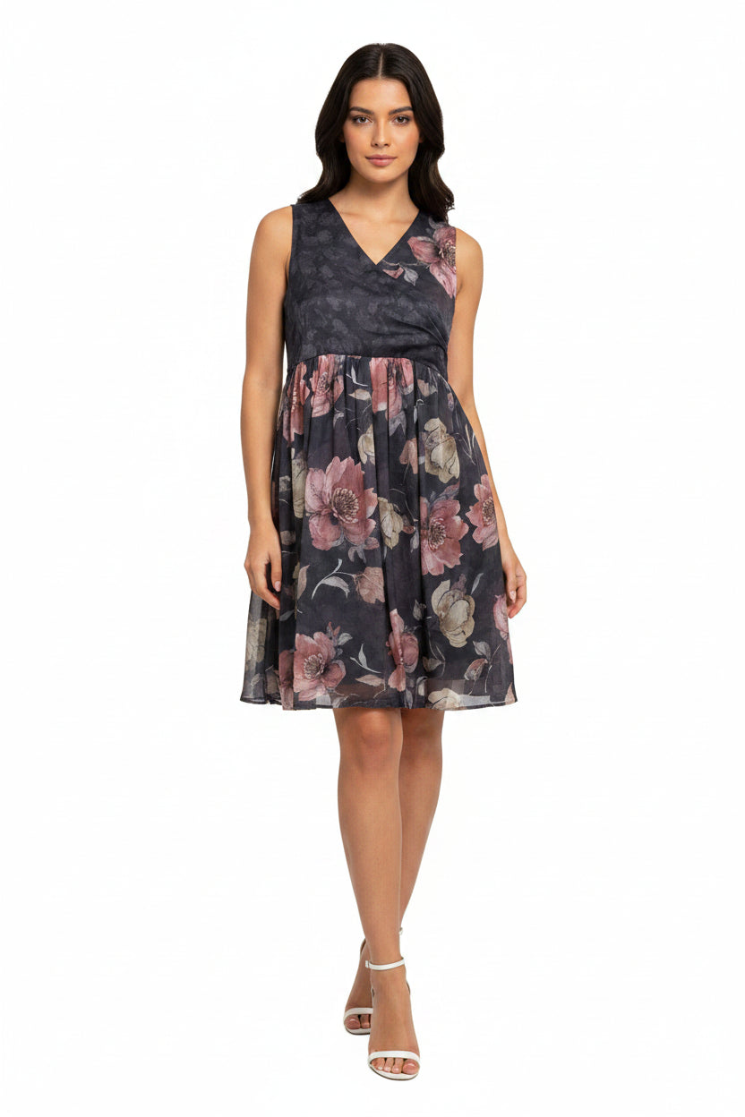 Grey sleeveless dress