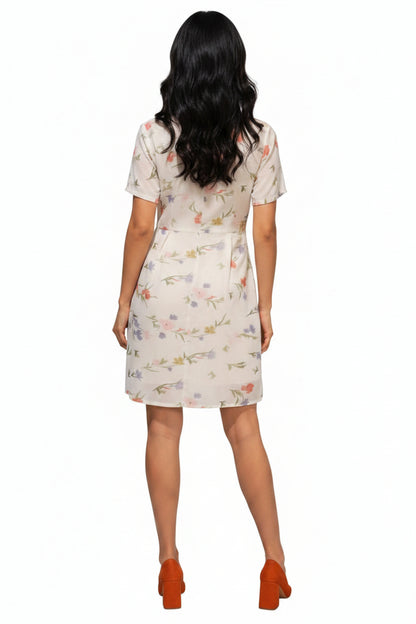 White-floral collar dress