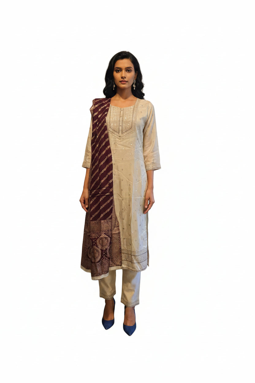 Off-White Salwar Kameez